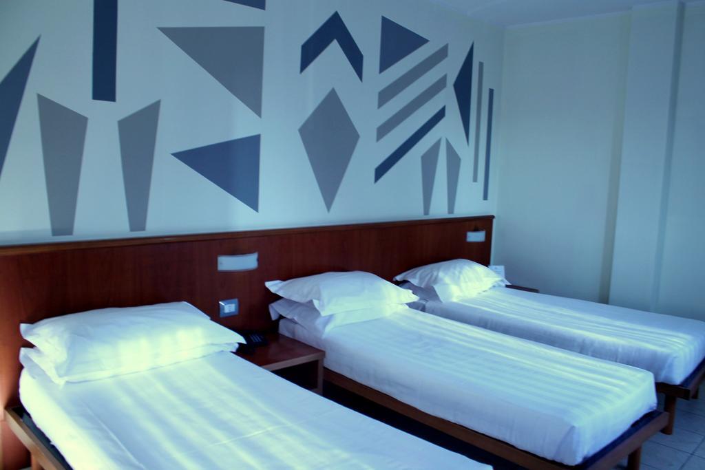 Leonardo Hotel Parma Zewnętrze zdjęcie