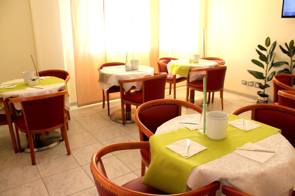 Leonardo Hotel Parma Zewnętrze zdjęcie