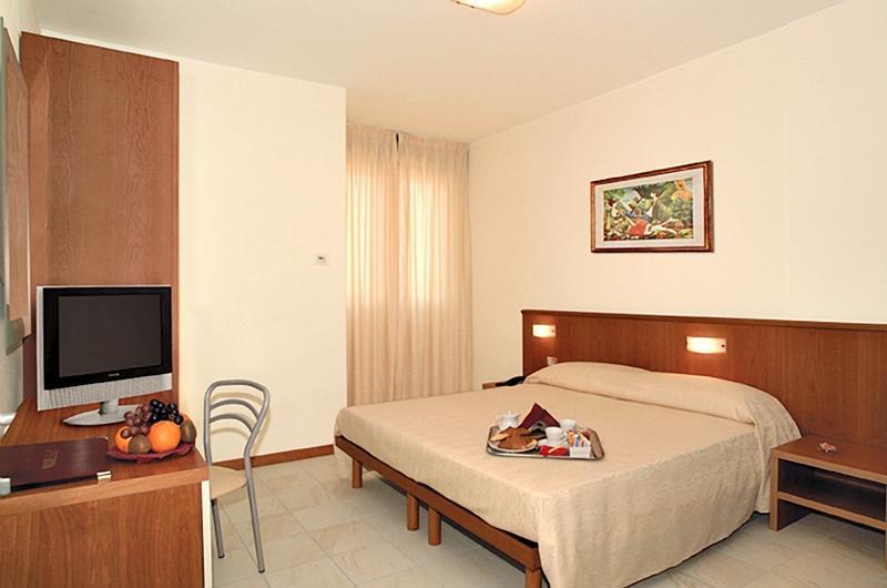Leonardo Hotel Parma Zewnętrze zdjęcie