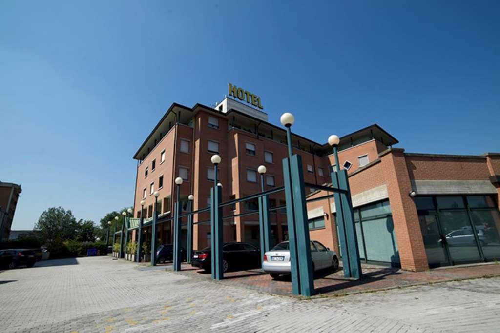 Leonardo Hotel Parma Zewnętrze zdjęcie
